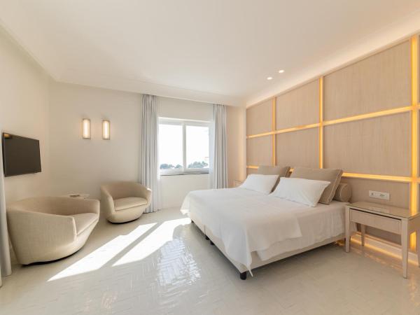 Hotel Mamela : photo 2 de la chambre chambre double ou lits jumeaux avec balcon