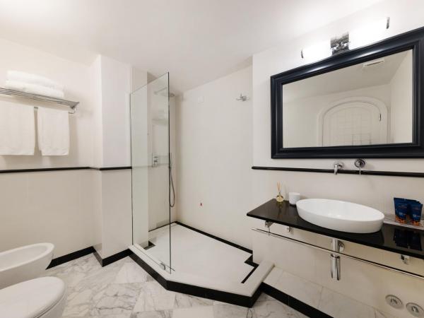 Hotel Mamela : photo 3 de la chambre chambre double ou lits jumeaux supérieure avec terrasse