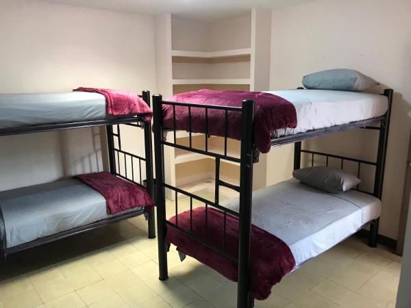 Santísimo Hostal Boutique : photo 6 de la chambre lit dans dortoir mixte de 4 lits
