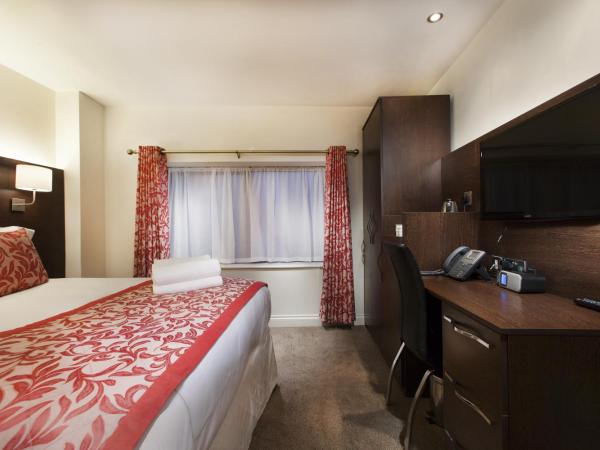 Hotel Shepherds Bush London : photo 2 de la chambre chambre lit king-size