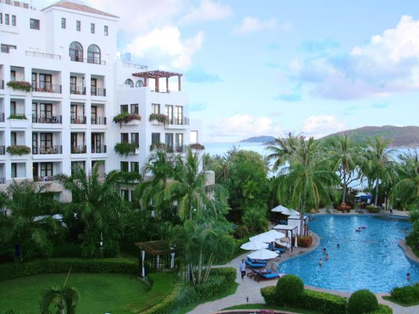 Aegean Suites Sanya Yalong Bay Resort : photo 10 de la chambre suite 2 chambres avec cuisine, ustensiles et lave-linge/sèche-linge - vue sur océan