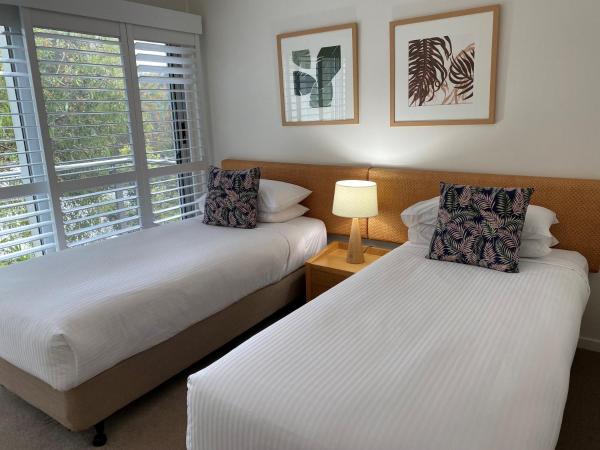 East On Byron : photo 10 de la chambre appartement de grand standing 3 chambres - vue sur baie