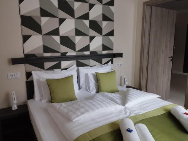 Lumen Gasztropanzió : photo 1 de la chambre chambre familiale supérieure