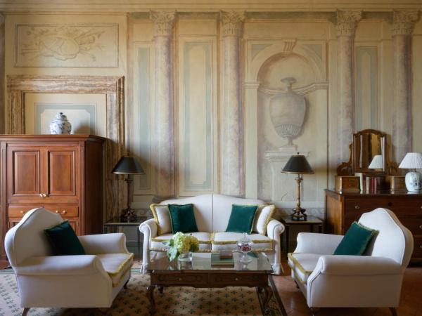 Grand Hotel Continental Siena - Starhotels Collezione : photo 4 de la chambre noble suite junior 