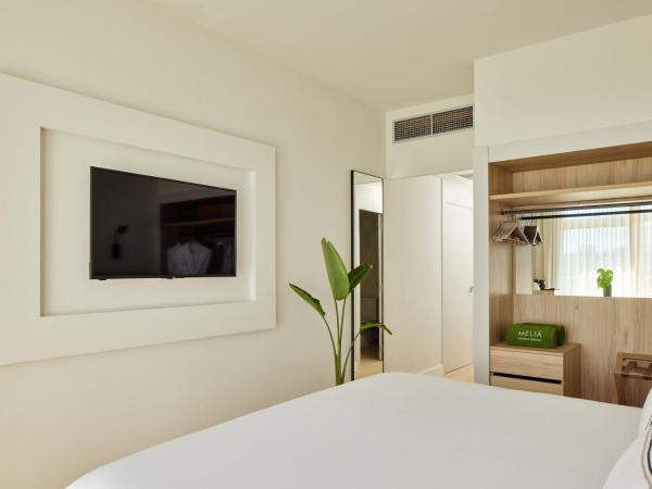 Meliá Lloret de Mar : photo 3 de la chambre chambre de luxe - vue sur jardin