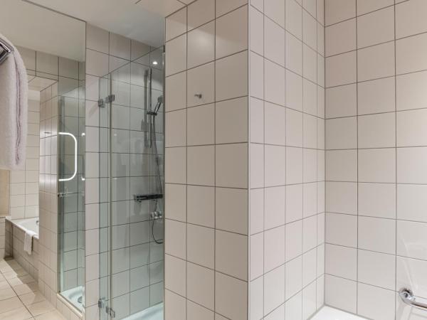 Hilton Cologne : photo 7 de la chambre chambre familiale avec lit d'appoint