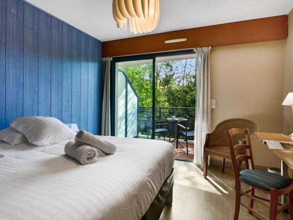 Hotel Le Pavillon Bleu : photo 1 de la chambre chambre double orientée sud