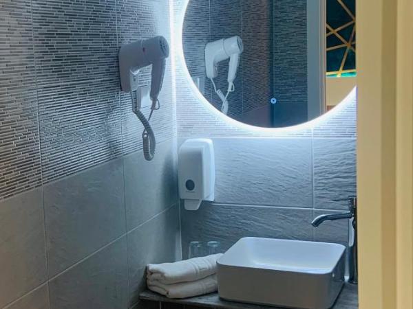 Hostal Abadia Madrid : photo 6 de la chambre chambre double supérieure