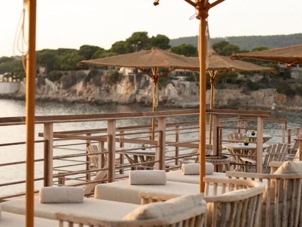 Hotel Plein Large : photo 5 de la chambre chambre double avec terrasse - vue sur mer