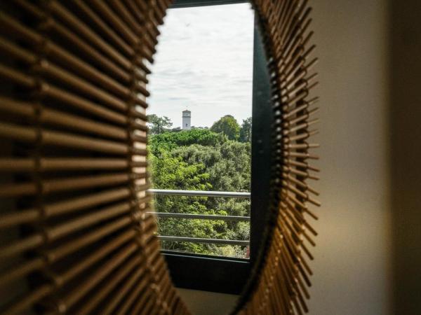 Hotel Le Pavillon Bleu : photo 3 de la chambre suite 2 chambres