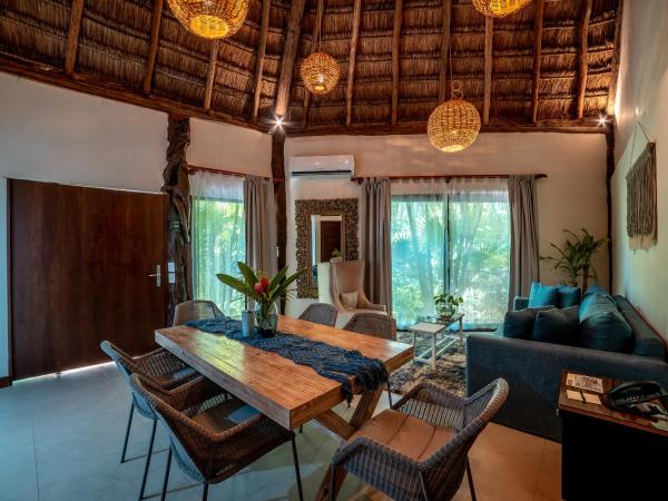 Ana y Jose Hotel & Beach Club Tulum : photo 10 de la chambre villa avec piscine privée