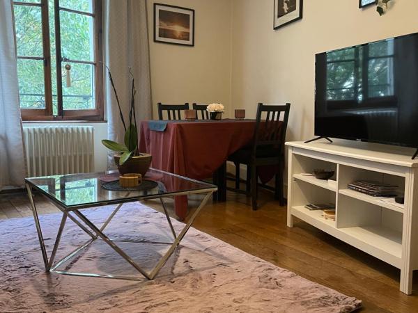 Chambre double vue lac Montreux centre : photo 6 de la chambre chambre double - vue sur montagne