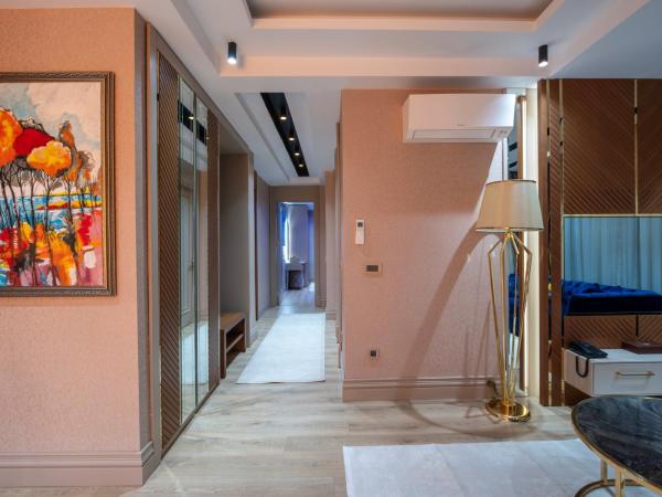 Elysium Deluxe Suites Antalya : photo 10 de la chambre suite deluxe avec baignoire spa