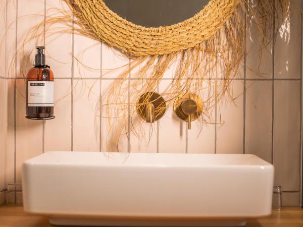 LOLA Boutique Hôtel - Bordeaux Centre : photo 4 de la chambre chambre double