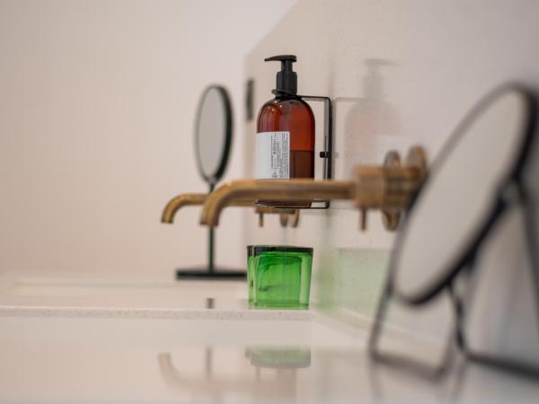 LOLA Boutique Hôtel - Bordeaux Centre : photo 4 de la chambre chambre double deluxe