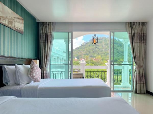 Grand Supicha City Hotel - SHA Plus : photo 3 de la chambre chambre lits jumeaux avec douche 