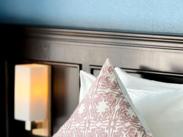 Grand Supicha City Hotel - SHA Plus : photo 7 de la chambre chambre lits jumeaux avec accès à la piscine