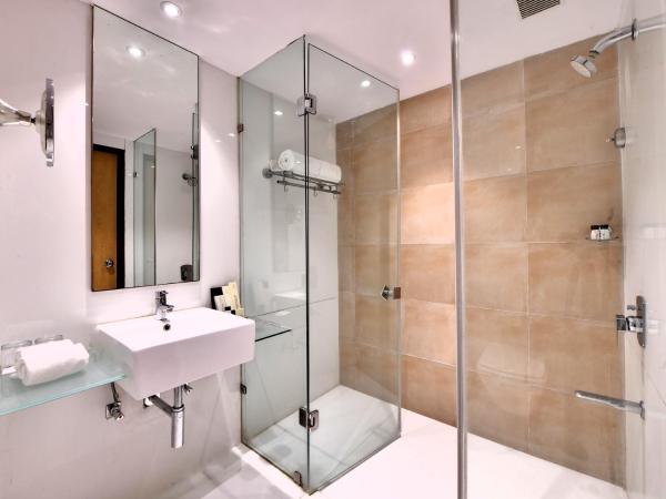 The Fern Residency, Subhash Bridge, Ahmedabad : photo 6 de la chambre winter green premium room