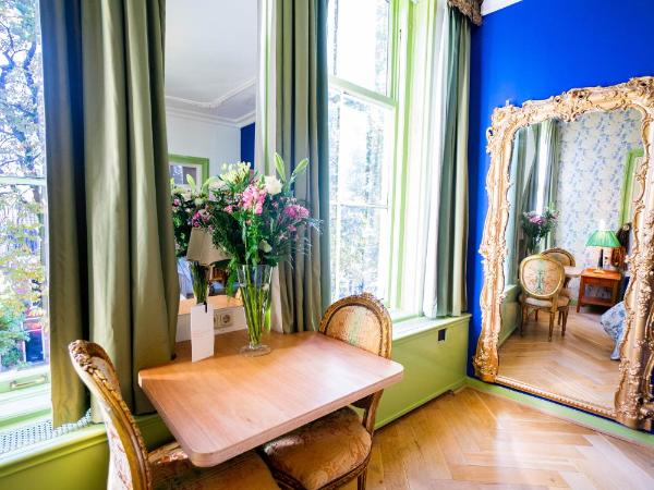Boutique Hotel Museumkwartier : photo 5 de la chambre chambre lits jumeaux - vue sur ville