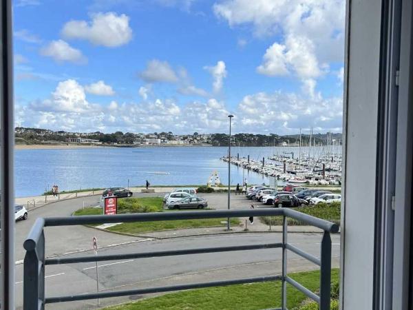 Couett'Htel Brest : photo 2 de la chambre chambre double avec balcon - vue sur mer