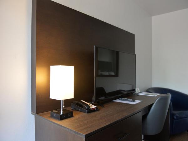 Crown City Inn Coronado : photo 1 de la chambre chambre double avec 2 lits doubles