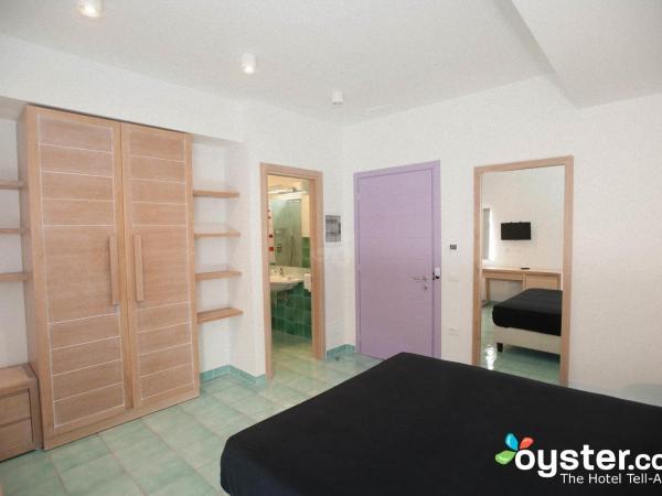 Hotel Torre Sant'Angelo : photo 6 de la chambre chambre double supérieure avec vue partielle sur la mer
