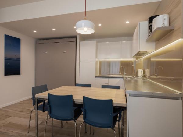 Romana Beach Resort : photo 3 de la chambre deluxe one-bedroom apartment with sea side view