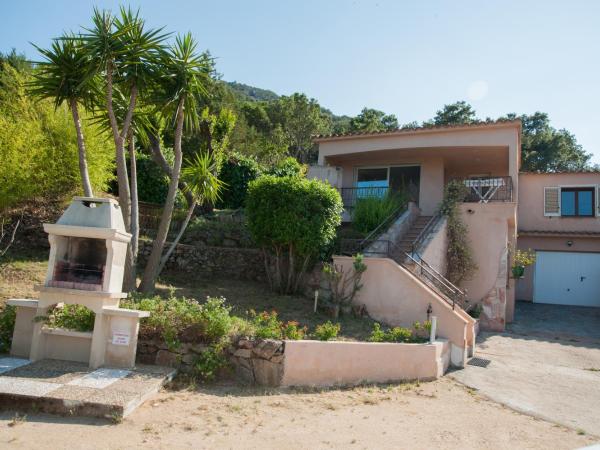 Résidence U Pirellu : photo 2 de la chambre villa standing - vue sur mer (6 adultes)