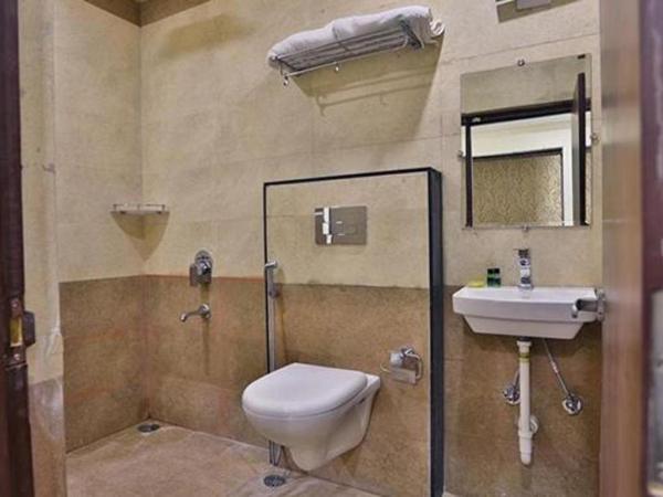 FabHotel Prime Shree Dev Prime : photo 4 de la chambre chambre double supérieure