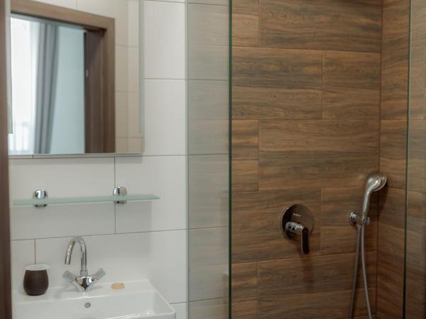 NED Hotel : photo 8 de la chambre chambre triple supérieure