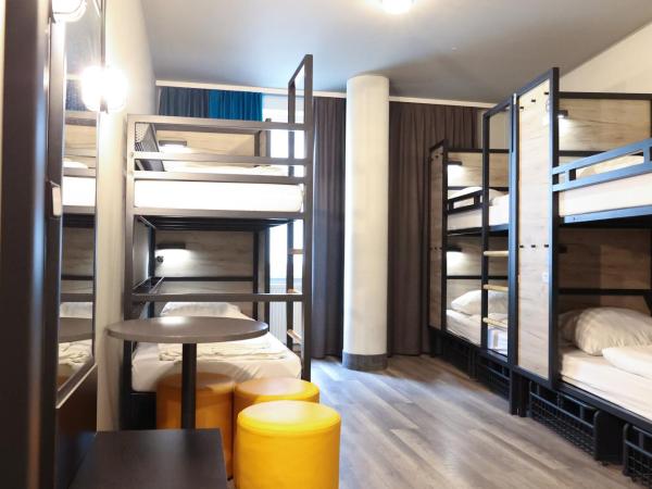 a&o Köln Neumarkt : photo 2 de la chambre lit dans dortoir 6 lits