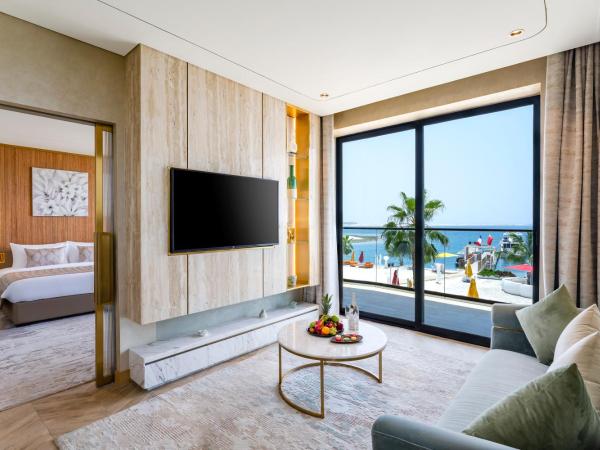 voco Monaco Dubai, an IHG Hotel, Adults Only, World Islands : photo 1 de la chambre suite monaco
