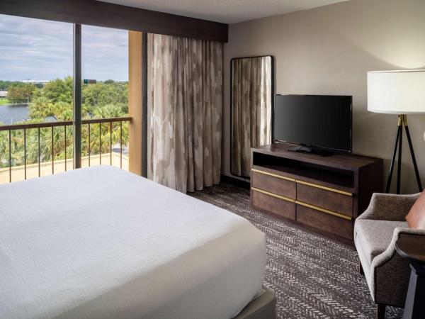 Embassy Suites by Hilton Orlando North : photo 3 de la chambre suite 1 chambre avec lit king-size - vue sur lac - non-fumeurs