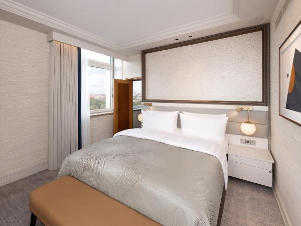 InterContinental Berlin, an IHG Hotel : photo 2 de la chambre suite junior lit king-size