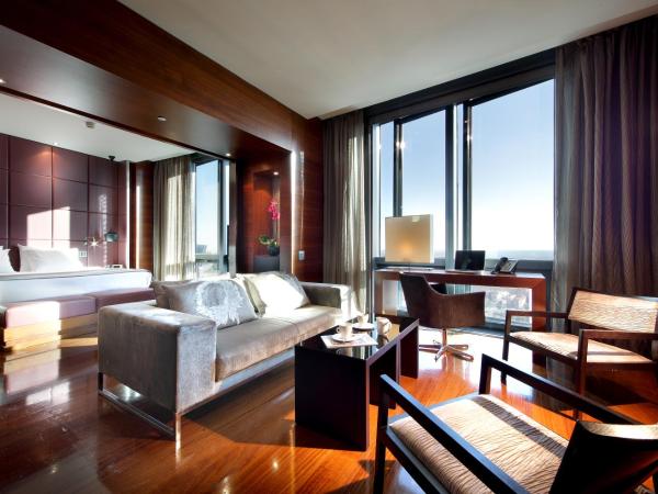 Eurostars Madrid Tower : photo 1 de la chambre suite junior