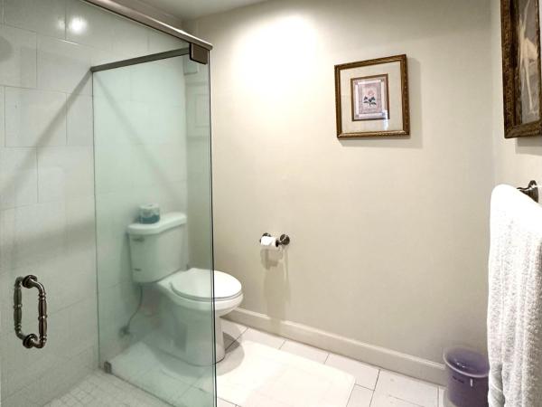 Amethyst Garden : photo 2 de la chambre chambre lit queen-size - vue sur jardin