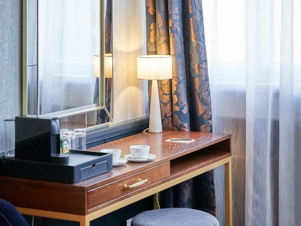 The Capital Hotel, Apartments & Townhouse : photo 2 de la chambre chambre lit king-size deluxe