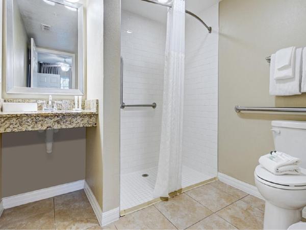 Summer Bay Orlando by Exploria Resorts : photo 8 de la chambre accessible two-bedroom villa