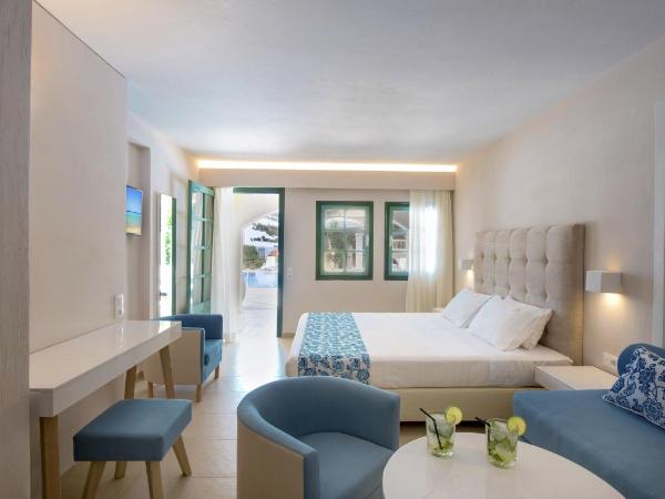 Petra Beach Hotel : photo 2 de la chambre studio avec accès à la piscine 