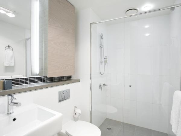 St Kilda Central Apartments : photo 3 de la chambre suite studio