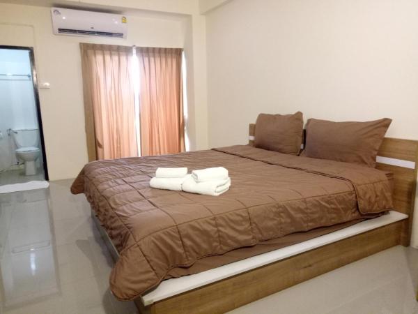 Komol Residence Bangkok : photo 10 de la chambre chambre double standard