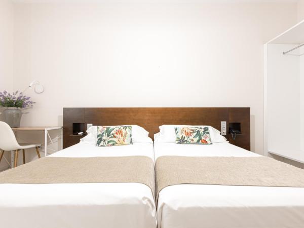 AACR Hotel Monteolivos : photo 10 de la chambre chambre double ou lits jumeaux