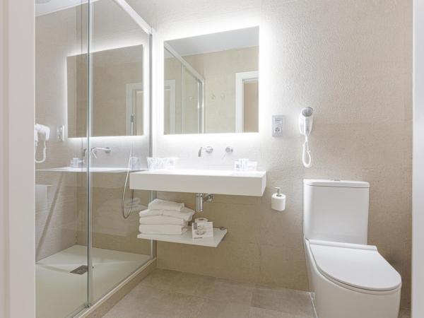 AACR Hotel Monteolivos : photo 3 de la chambre chambre familiale standard