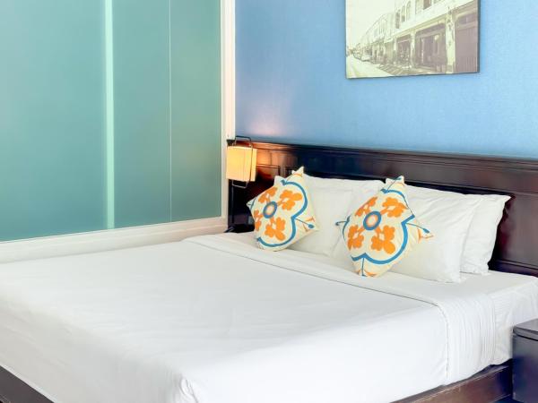 Grand Supicha City Hotel - SHA Plus : photo 4 de la chambre chambre double avec accès piscine