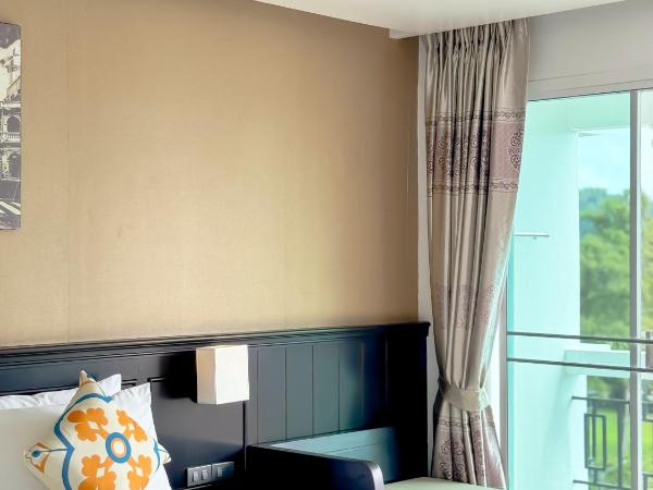 Grand Supicha City Hotel - SHA Plus : photo 8 de la chambre chambre double supérieure