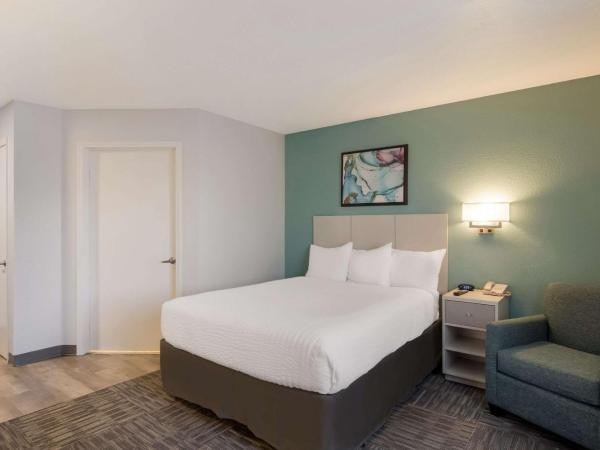 MainStay Suites Louisville Jeffersontown : photo 4 de la chambre chambre lit queen-size standard - non-fumeurs