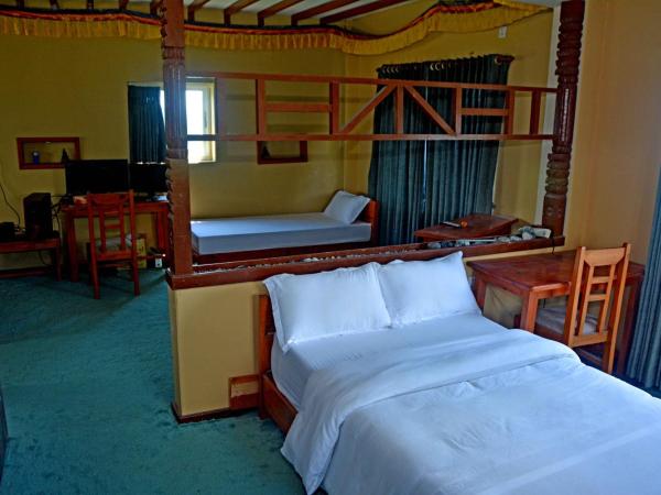 Hotel Himalayan Home Lamagaun Pokhara 10 minute drive from tourist place lakeside rent Rooms : photo 3 de la chambre chambre double ou lits jumeaux
