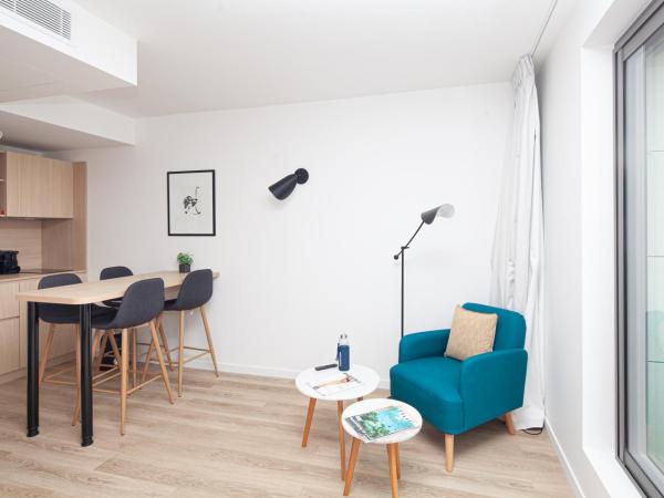 FINESTATE Coliving Champs-Elysées : photo 4 de la chambre suite supérieure 