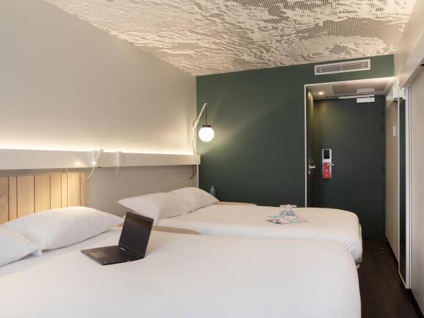 ibis Paris Nation Davout : photo 7 de la chambre chambre standard avec 2 lits doubles