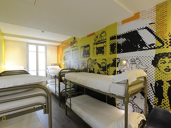 The 3 Ducks Eiffel Tower by Hiphophostels : photo 9 de la chambre lit dans dortoir mixte de 8 lits 